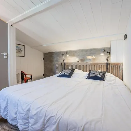 Feriehus Maison Charmante Avec Wifi Pres Des Plages Et Pistes Cyclables - Fr-1-835-9 Le Bois-Plage-en-Ré